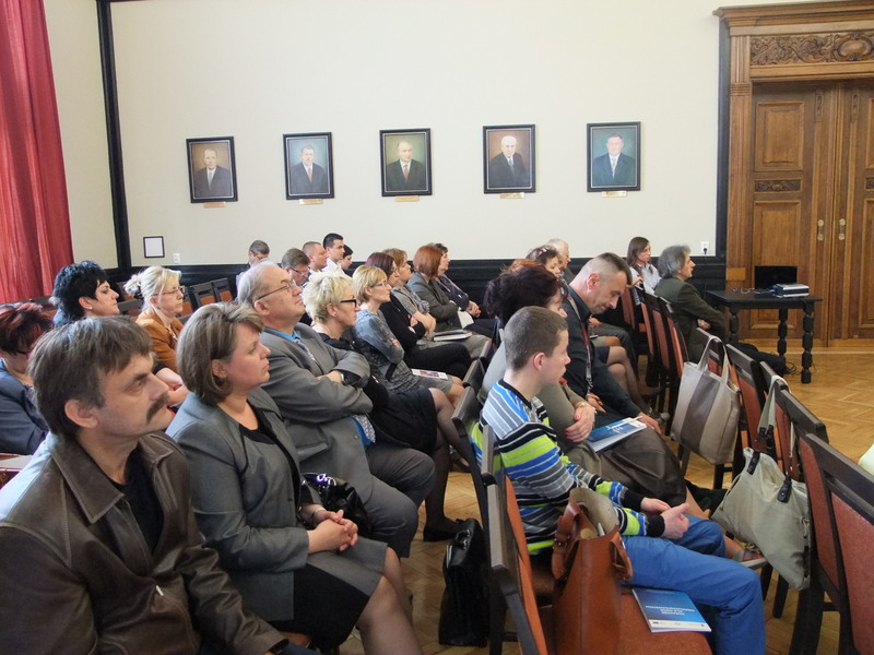 Zdjęcie z konferencji pn. " Dobre praktyki aktywizacji osób niepełnosprawnych" 