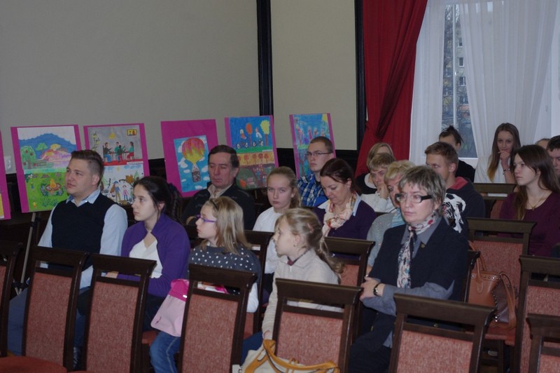 Zdjęcie z kongerencji podsumowującej projekt pn. "Pokonaj lęk"